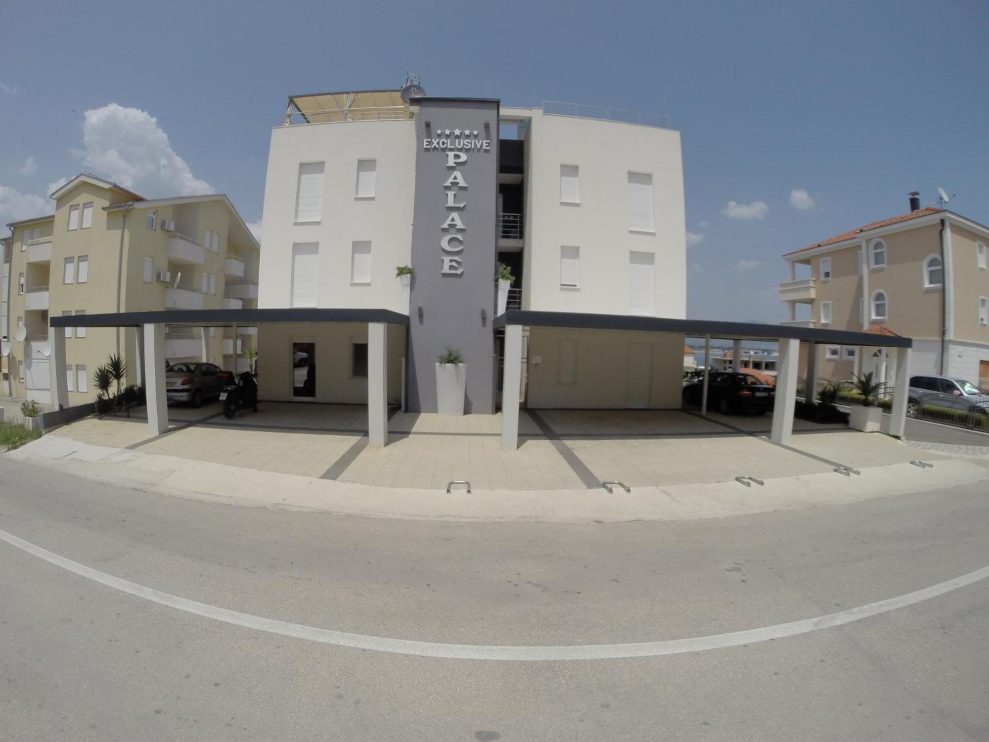 טרוגיר Apartments Exclusive Palace II מראה חיצוני תמונה