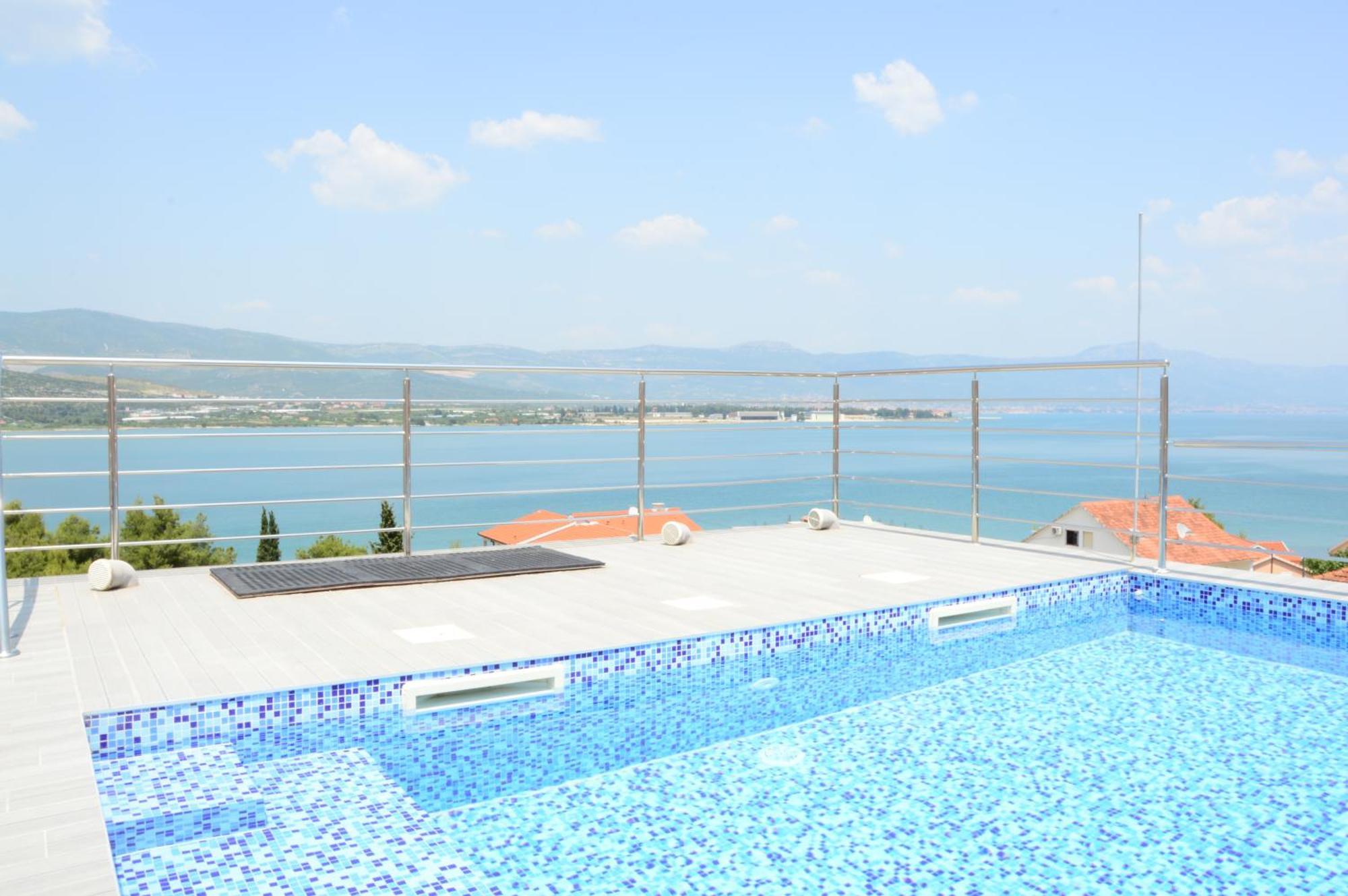 טרוגיר Apartments Exclusive Palace II מראה חיצוני תמונה
